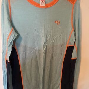 EIC XL Kari Traa Light Blue and Orange Long Sleeve Base layer top